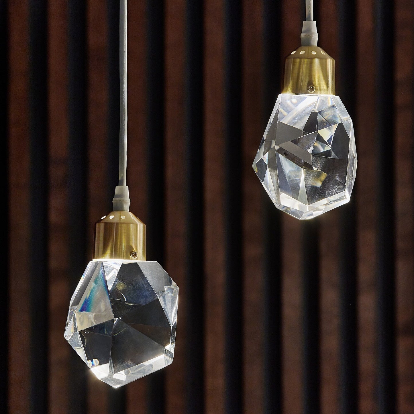 Lampadario/sospensione a LED Galway Crystal Rock di iNSPIRE Q Bold