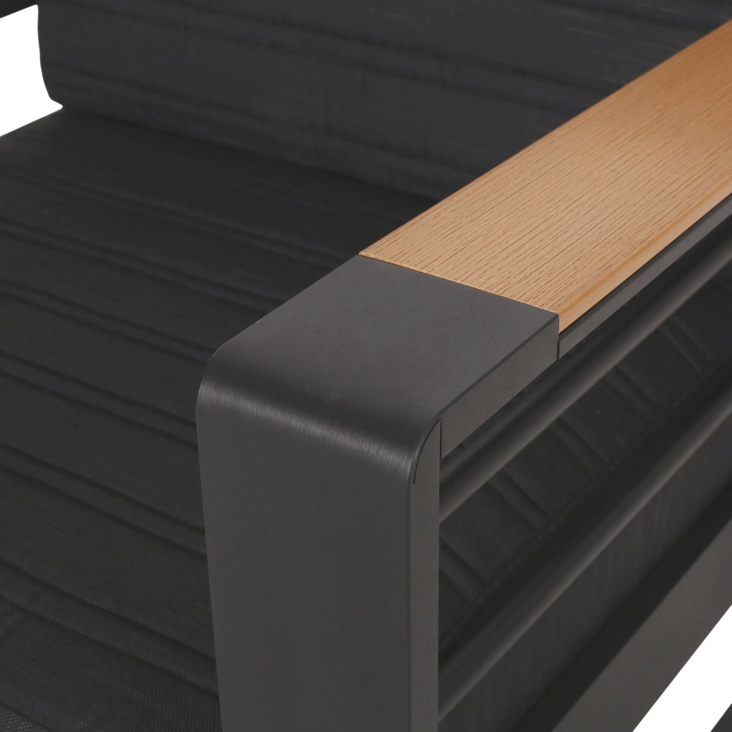 Poltrone da esterno Giovanna in alluminio con dettagli in finto legno (set da 2) di Christopher Knight Home