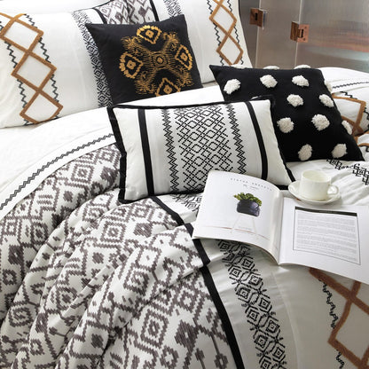 Nanshing Trina Set di piumoni ricamati in stile boho da 15 pezzi