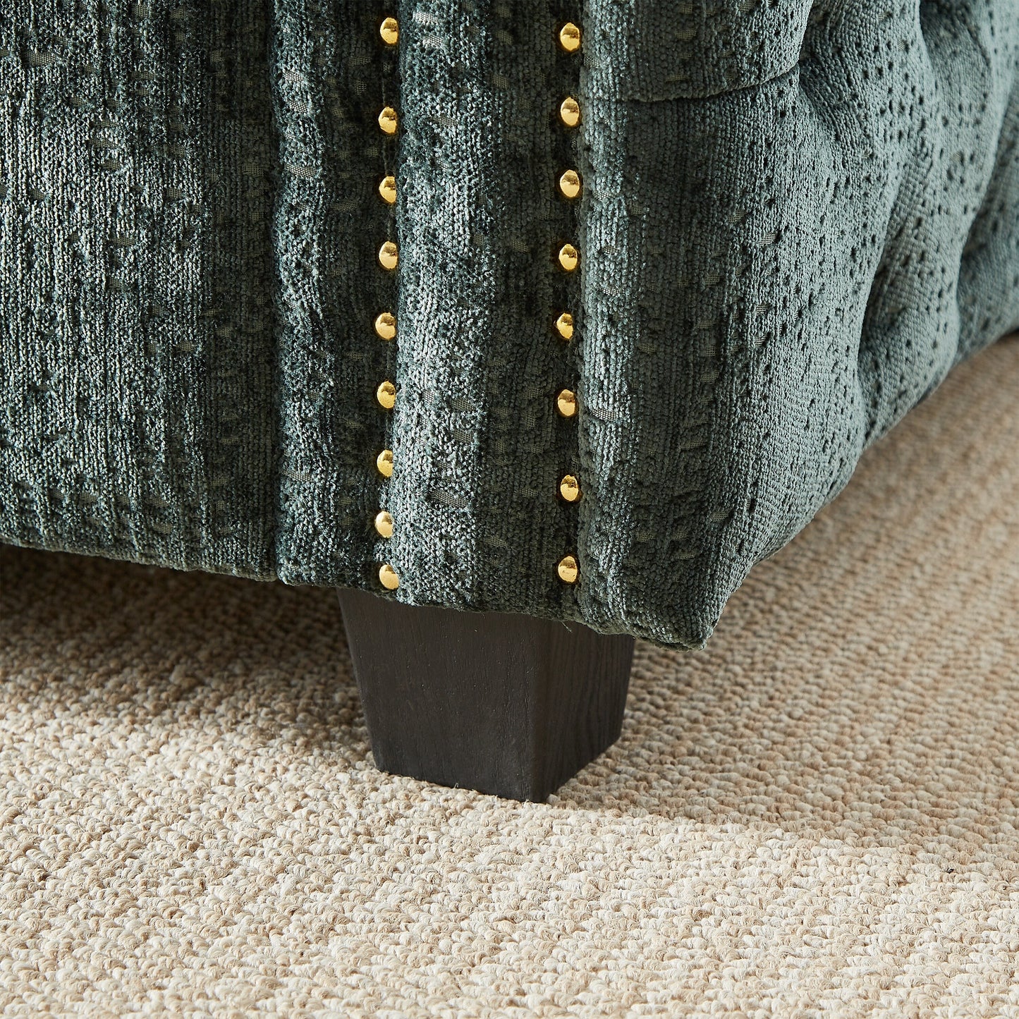 Divano letto a 3 posti Green 81 Chenille Nailheads con materasso in memory foam per soggiorno