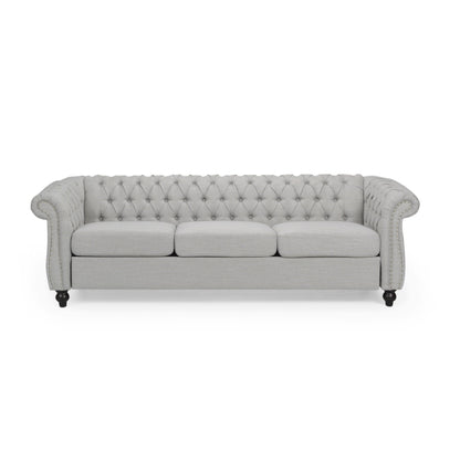 Divano Chesterfield grigio 84.75 imbottito con bottoni, 3 posti, borchie e gambe in legno