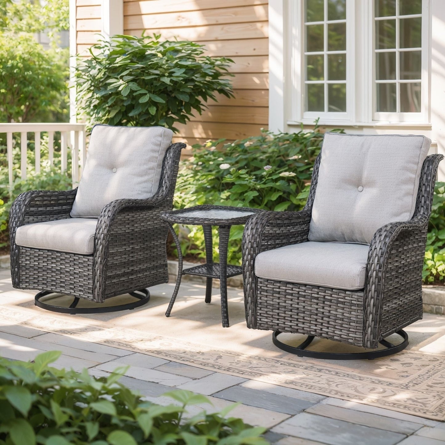 Set di 3 sedie a dondolo girevoli in rattan e vimini Gymojoy con tavolo