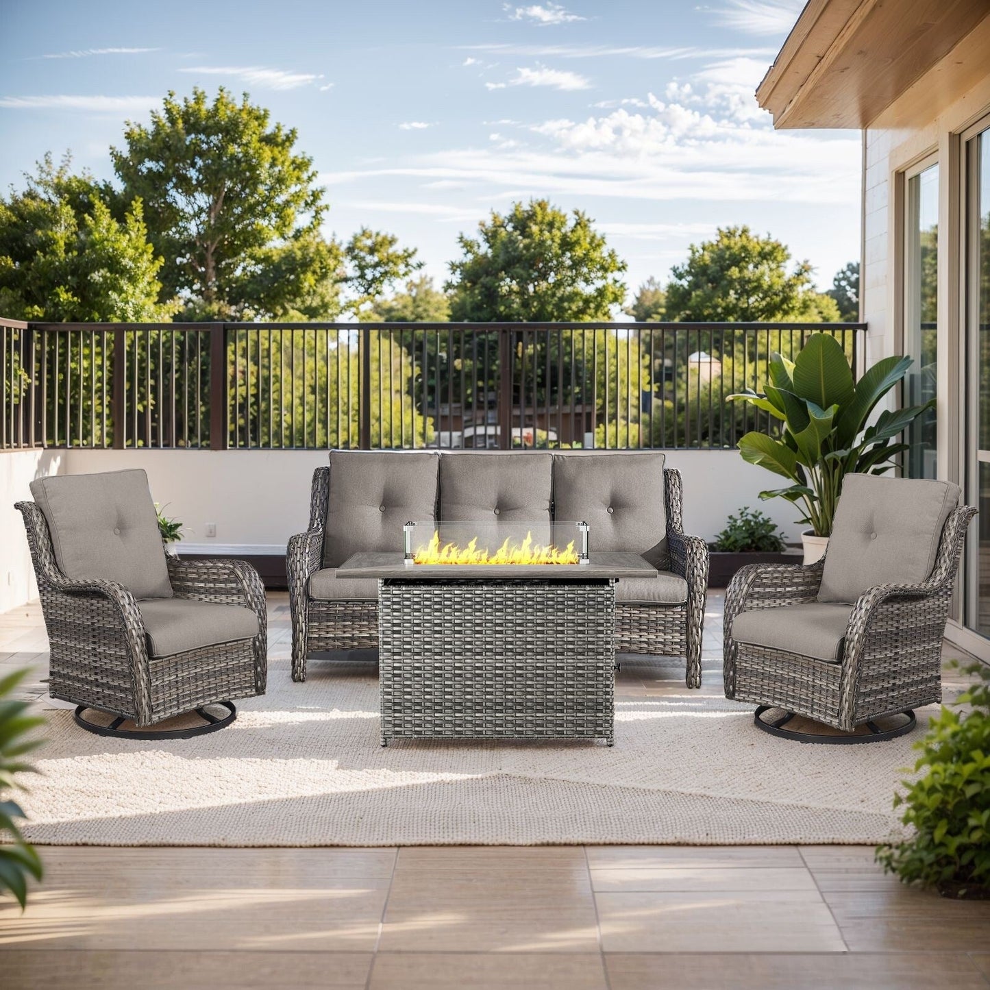 Set di mobili da esterno Gymojoy da 4 pezzi, 2 sedie girevoli, divano a 3 posti e tavolo con braciere da 55.000 BTU