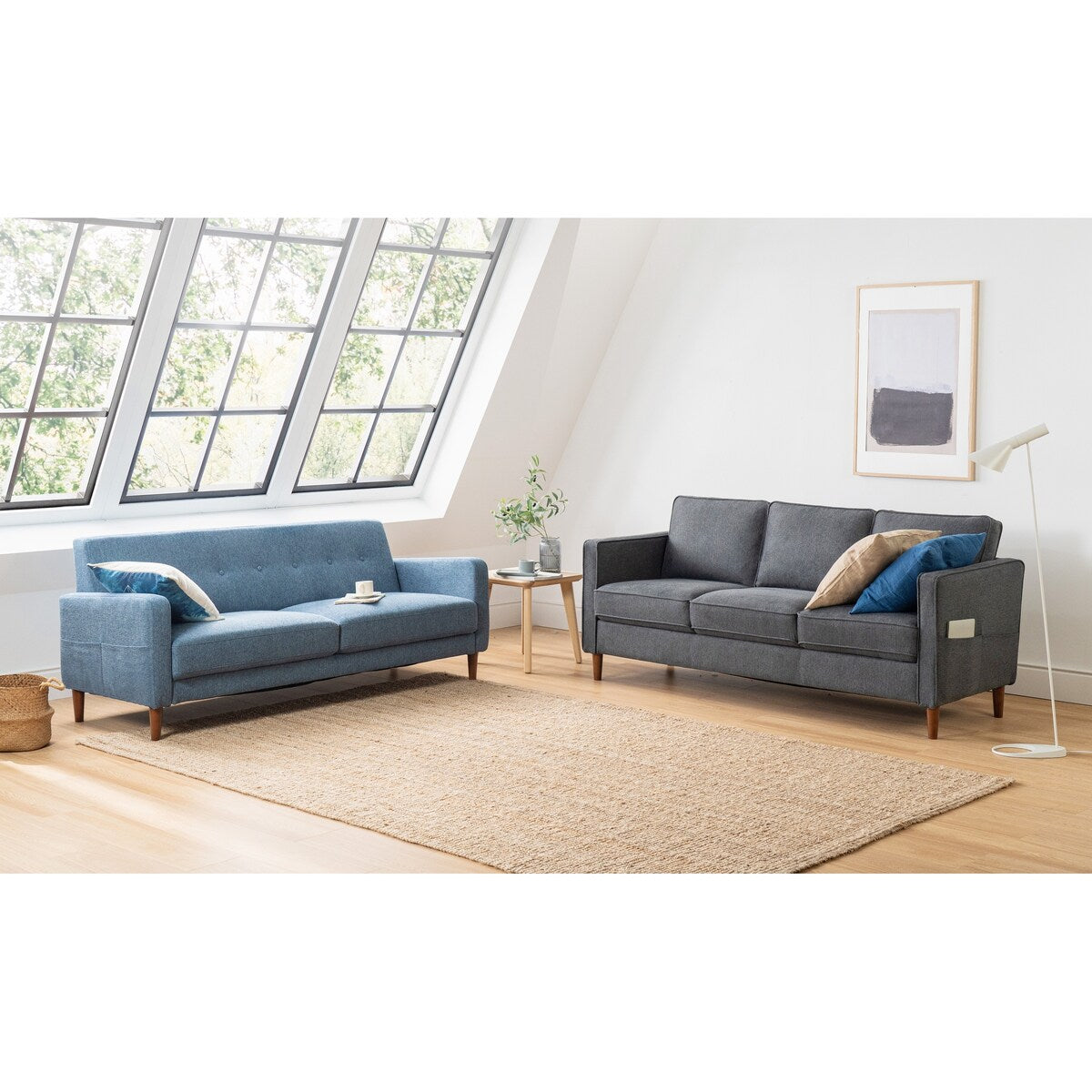 Divano moderno in lino HANA con tasche sui braccioli di Crown Comfort