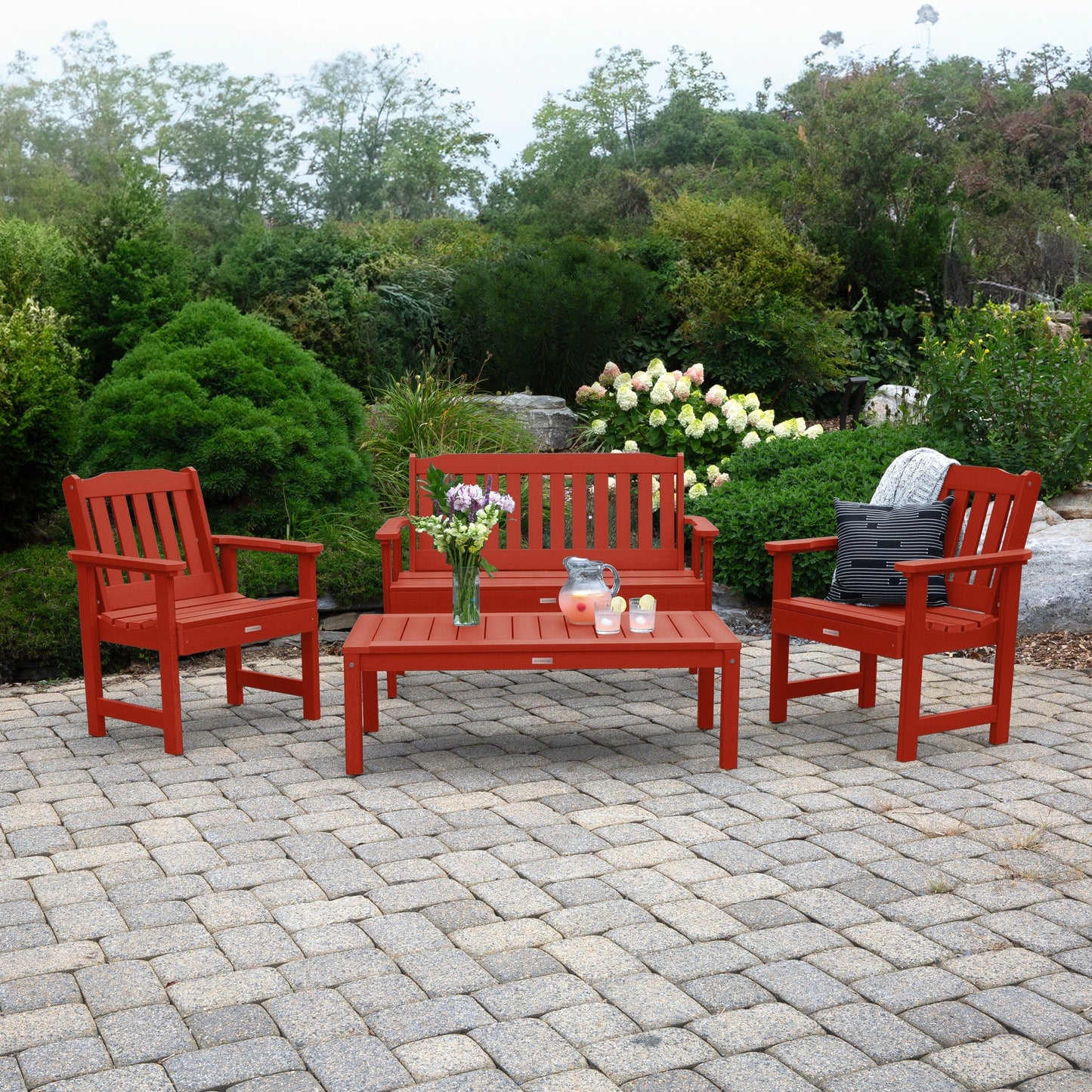 Set da conversazione HIGHWOOD Lehigh da 4 pezzi