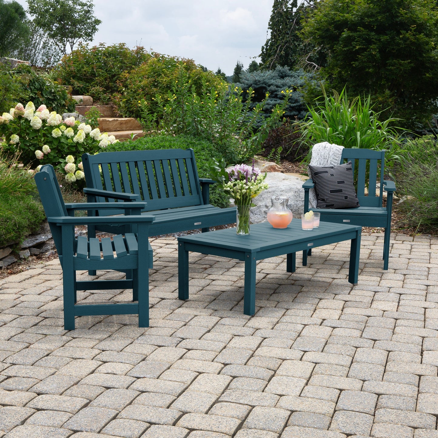 Set da conversazione HIGHWOOD Lehigh da 4 pezzi