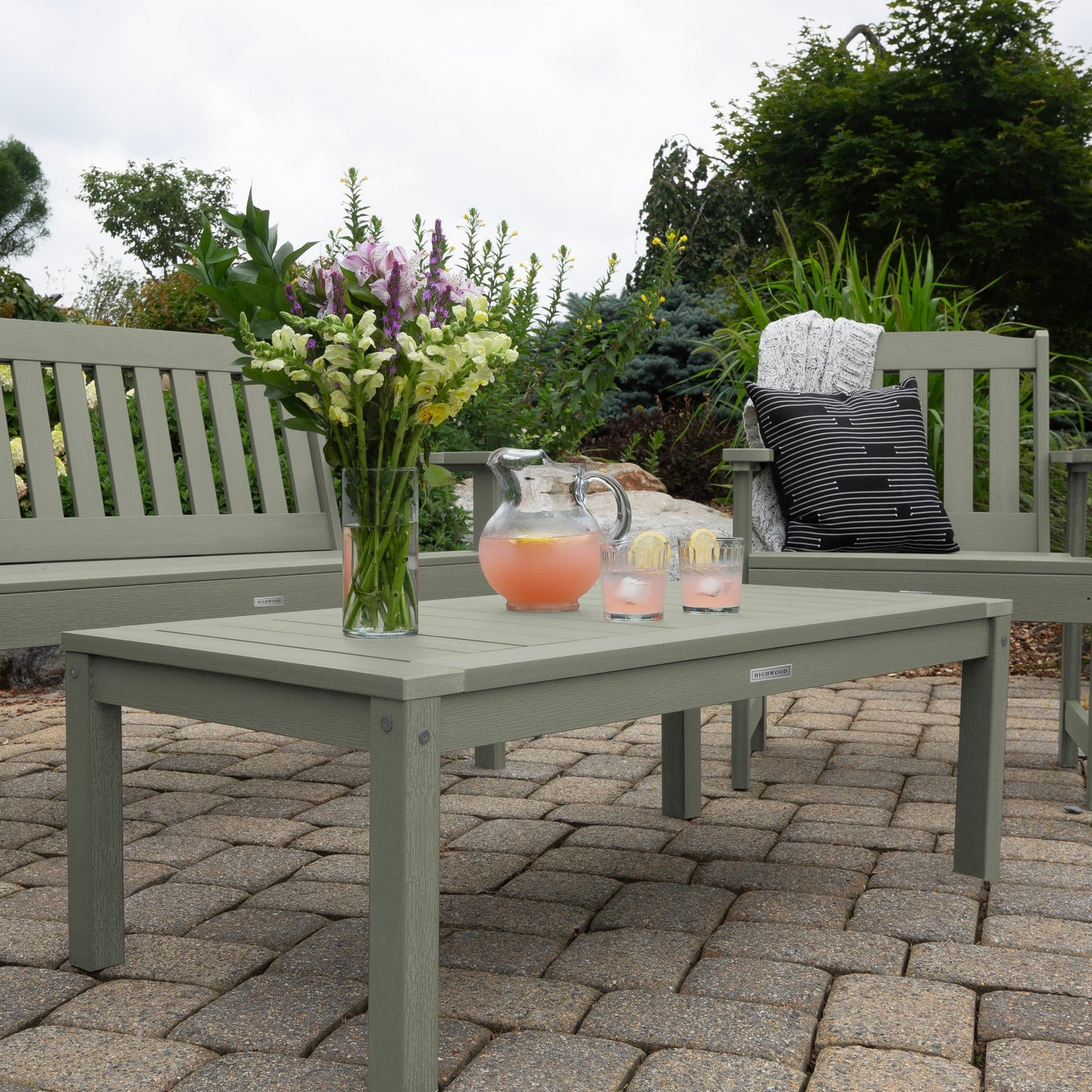 Set da conversazione HIGHWOOD Lehigh da 4 pezzi