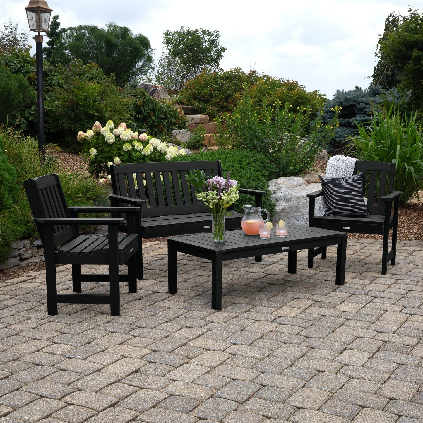 Set da conversazione HIGHWOOD Lehigh da 4 pezzi