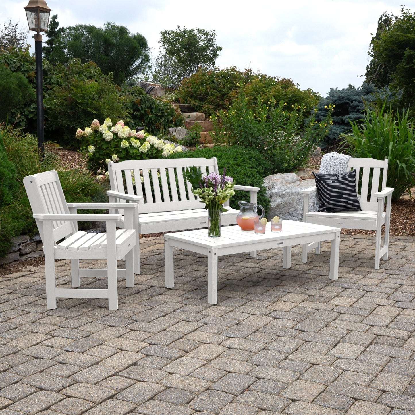 Set da conversazione HIGHWOOD Lehigh da 4 pezzi