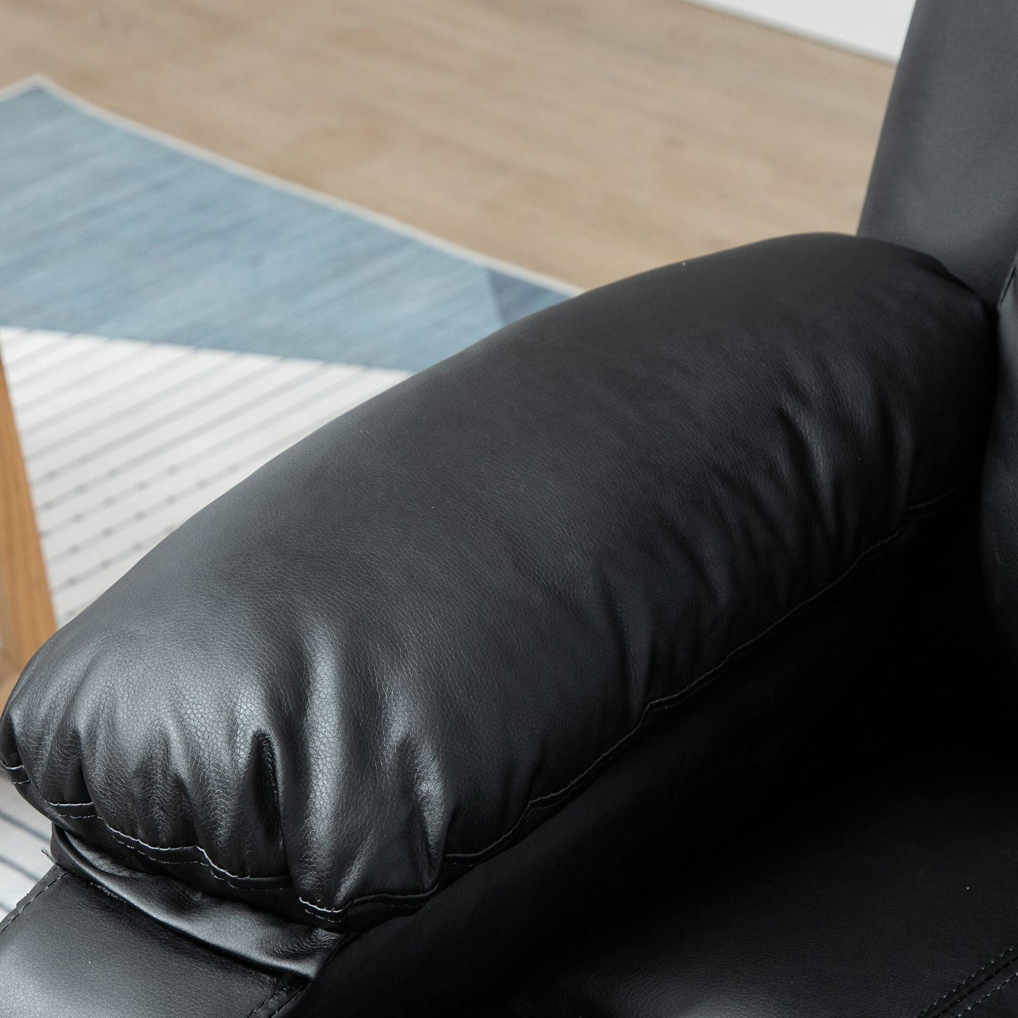 Poltrona reclinabile elettrica HOMCOM per soggiorno, poltrona reclinabile elettrica in similpelle per anziani con telecomando