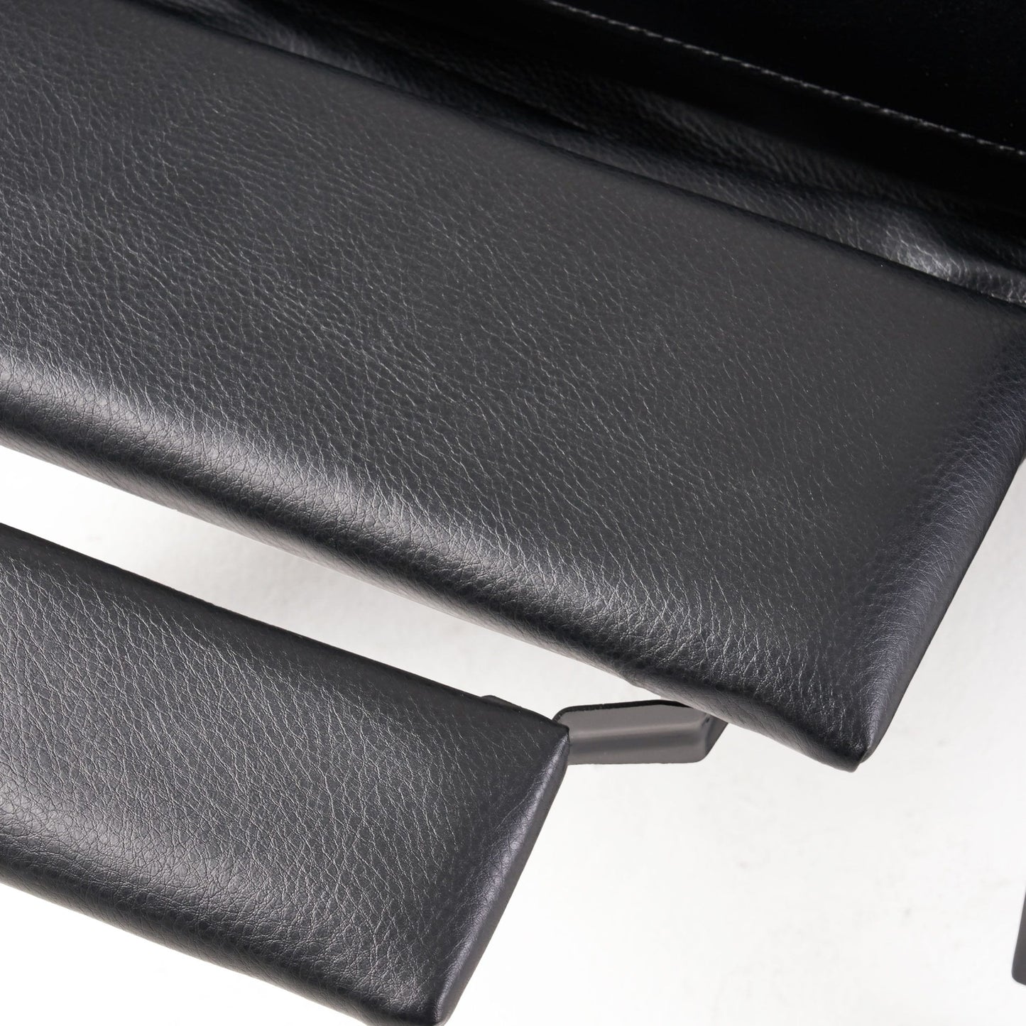 Poltrona reclinabile in pelle PU Haddan di Christopher Knight Home