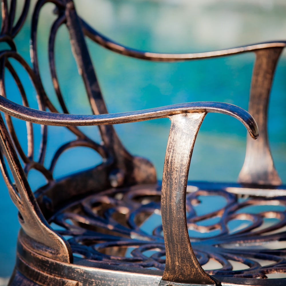 Set da pranzo da esterno in alluminio pressofuso da 7 pezzi Haitian di Christopher Knight Home