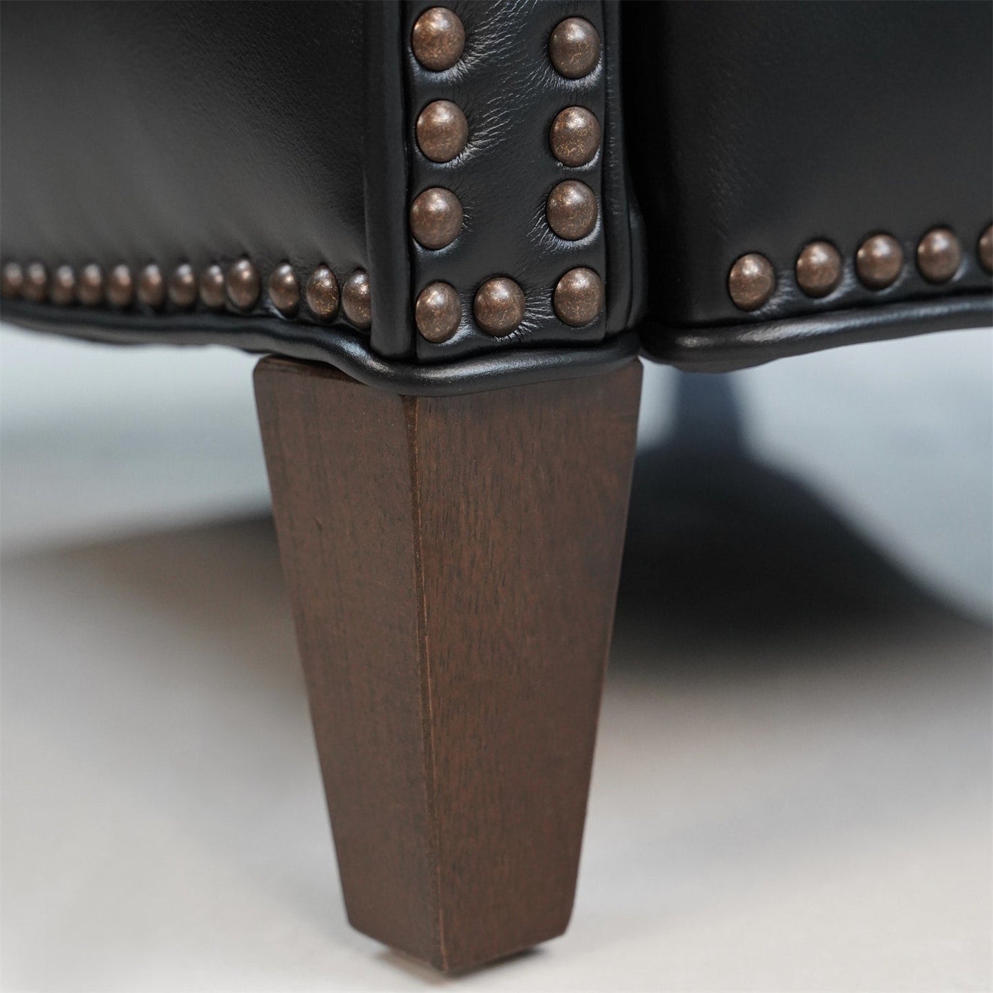 Poltrona reclinabile elettrica Hekkin in vera pelle con poggiatesta regolabile e porta USB, seduta ultra comoda per il soggiorno