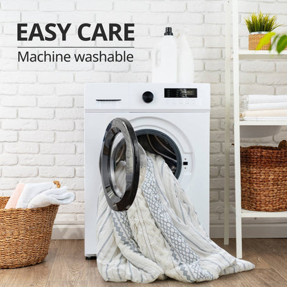 Set copripiumino stampato in cotone Imani INK+IVY con ciniglia