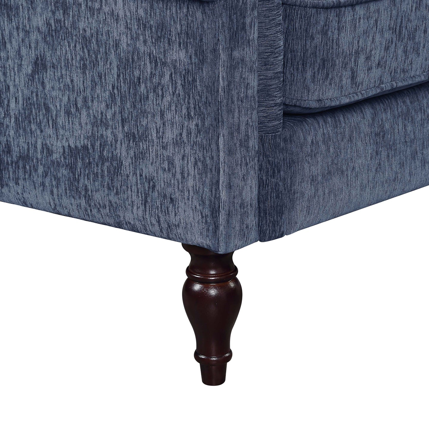 Divano tradizionale con braccioli arrotolati e rivestimento in ciniglia Igny di Furniture of America