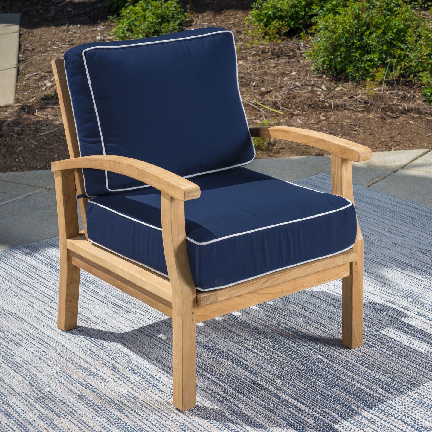 Set di 3 poltrone da club in teak indonesiano con cuscini Sunbrella