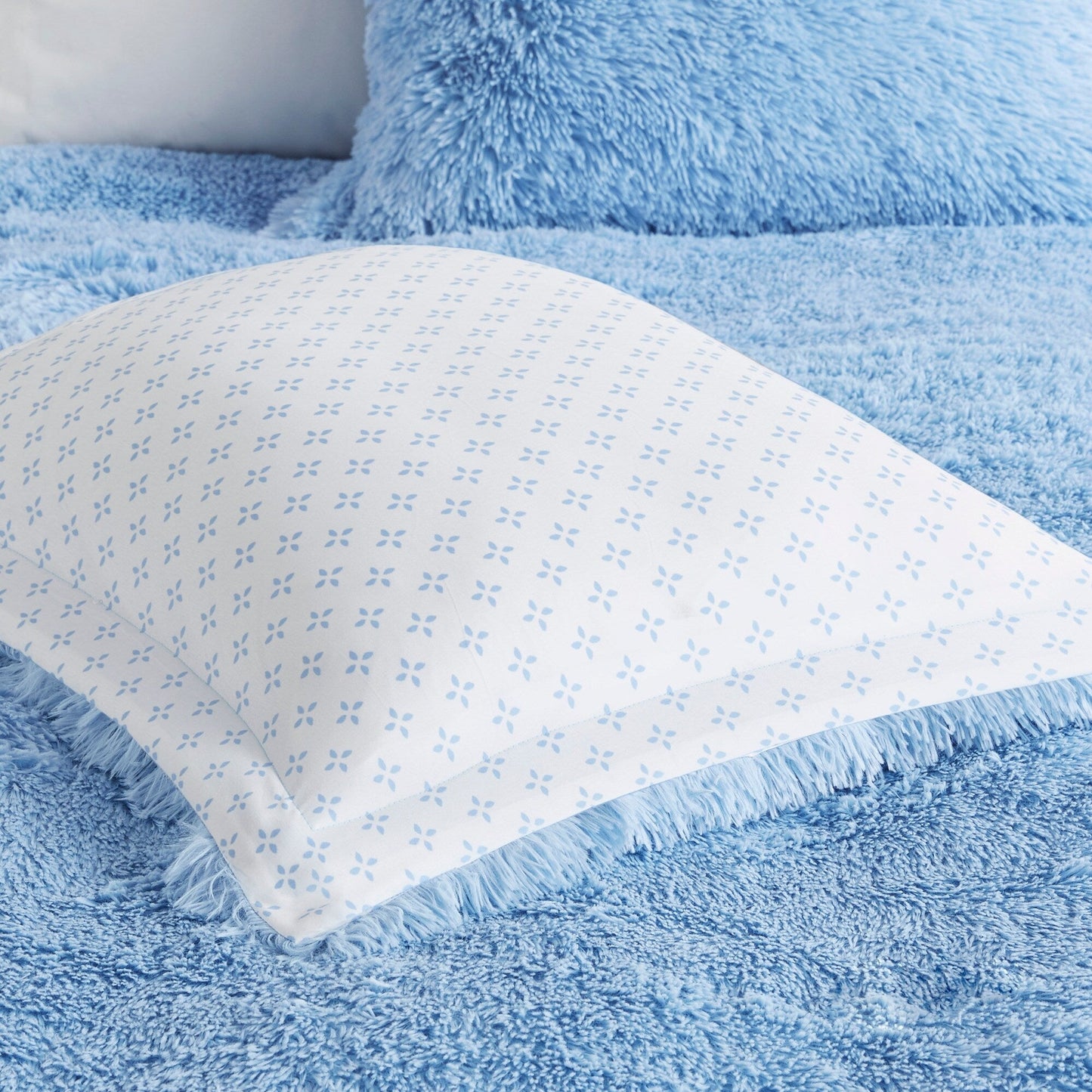 Set copripiumino reversibile in pelliccia pelosa Effie di Intelligent Design