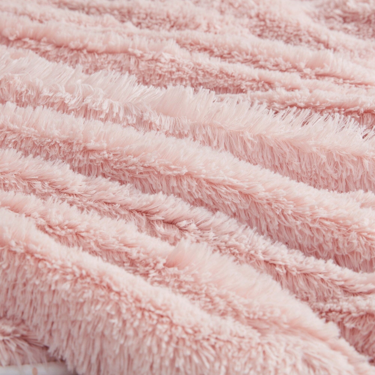 Set copripiumino reversibile in pelliccia pelosa Effie di Intelligent Design