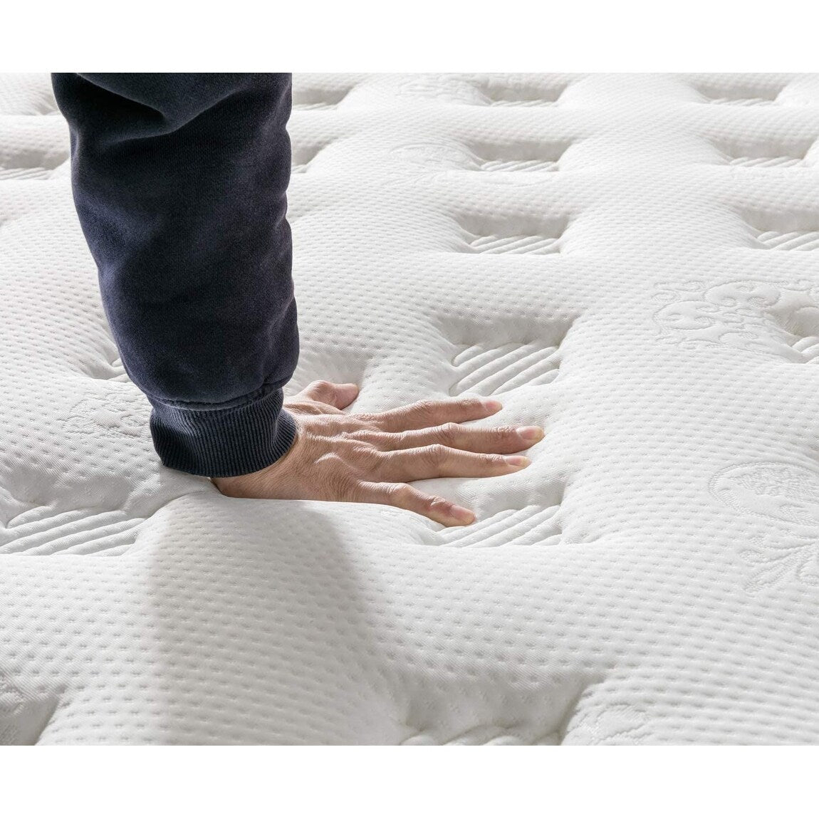 Materasso matrimoniale Isaac Sleep da 12 pollici con cuscino imbottito ibrido medio