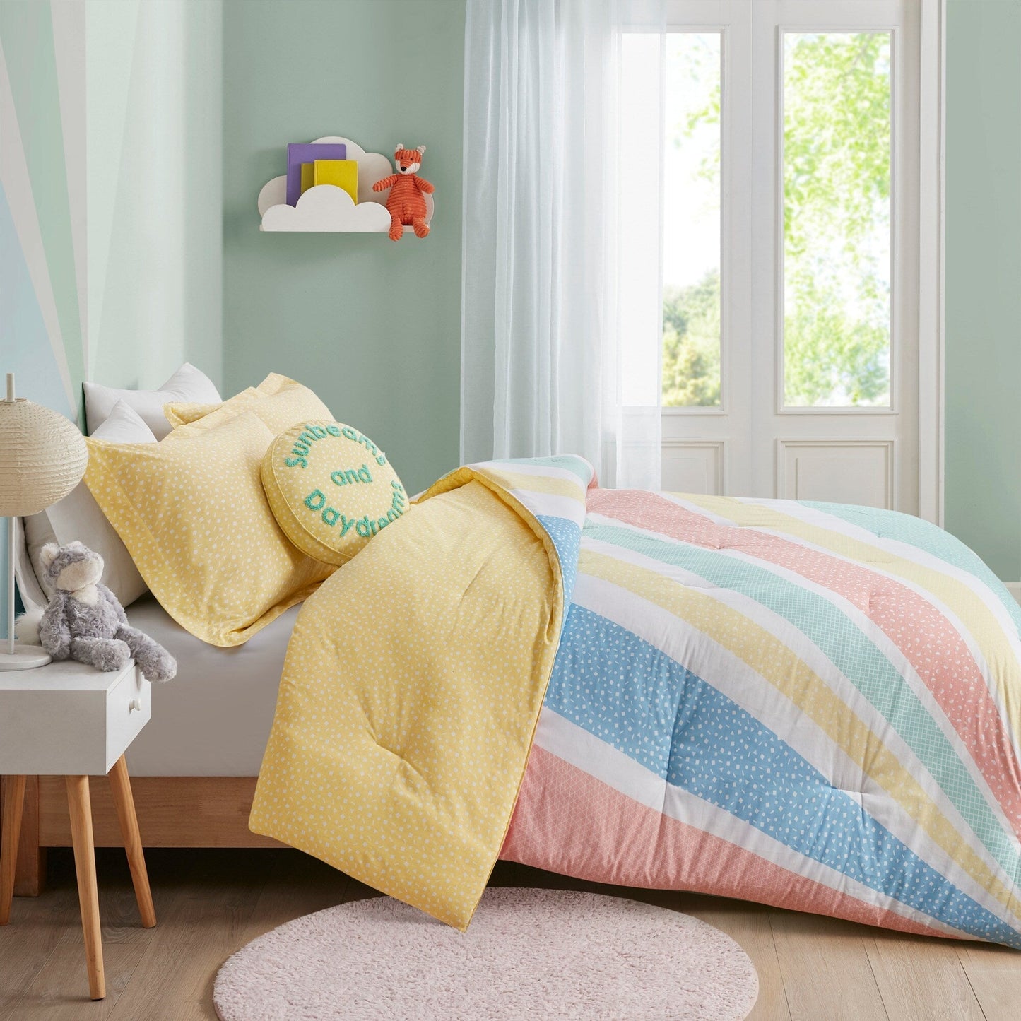 Set copripiumino reversibile in cotone Jessie Yellow Rainbow Sunburst di Urban Habitat Kids