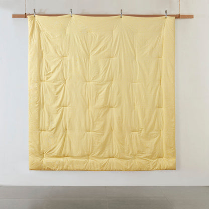 Set copripiumino reversibile in cotone Jessie Yellow Rainbow Sunburst di Urban Habitat Kids