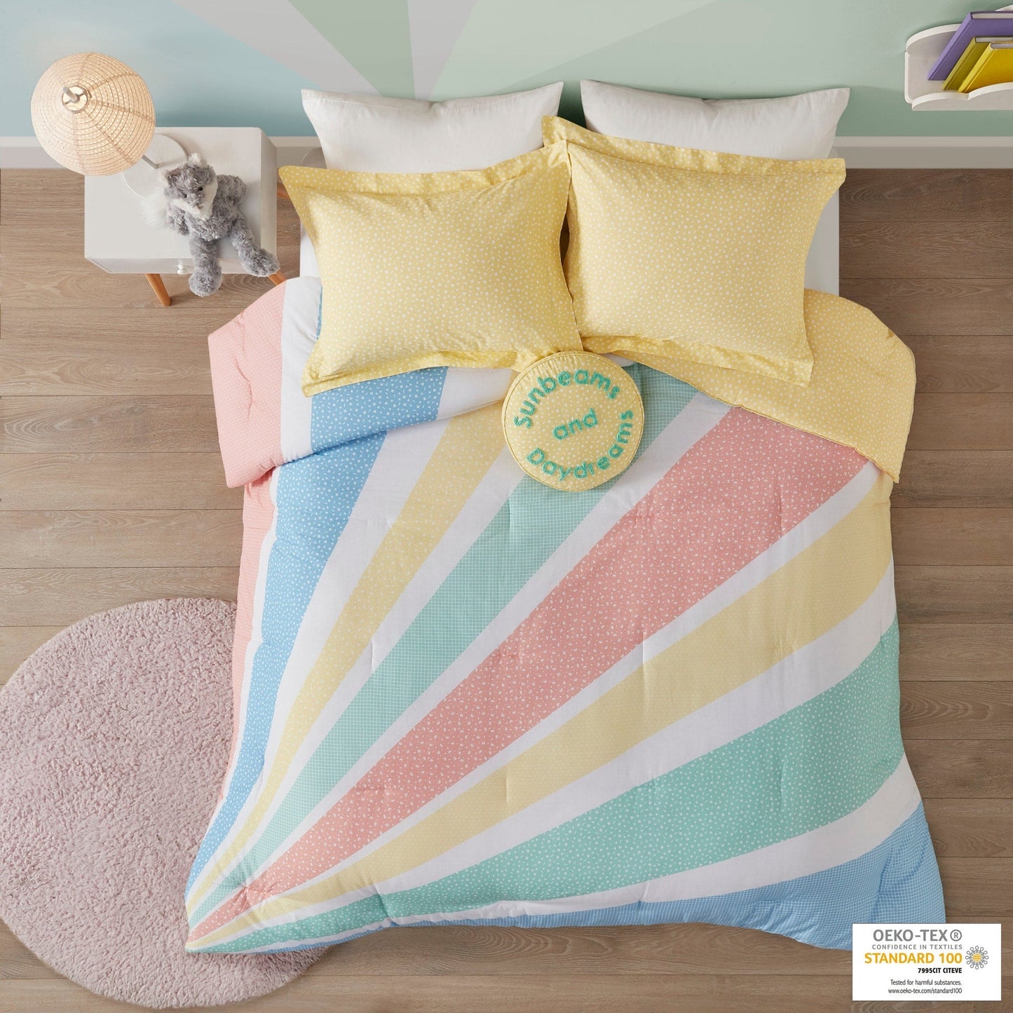 Set copripiumino reversibile in cotone Jessie Yellow Rainbow Sunburst di Urban Habitat Kids