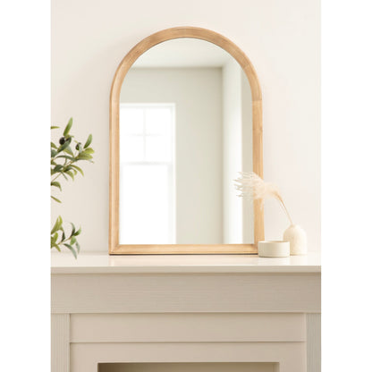 Specchio da parete in legno ad arco di Kate e Laurel Hatherleigh