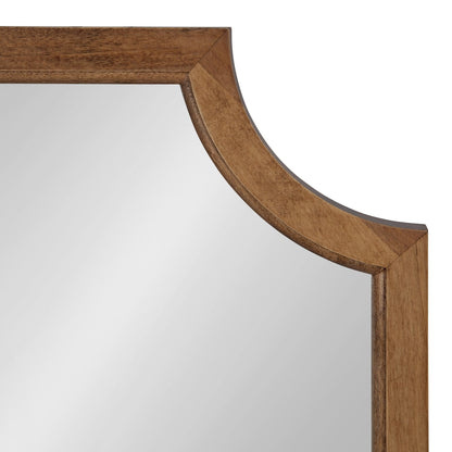 Specchio con cornice in legno smerlato di Kate e Laurel Hogan