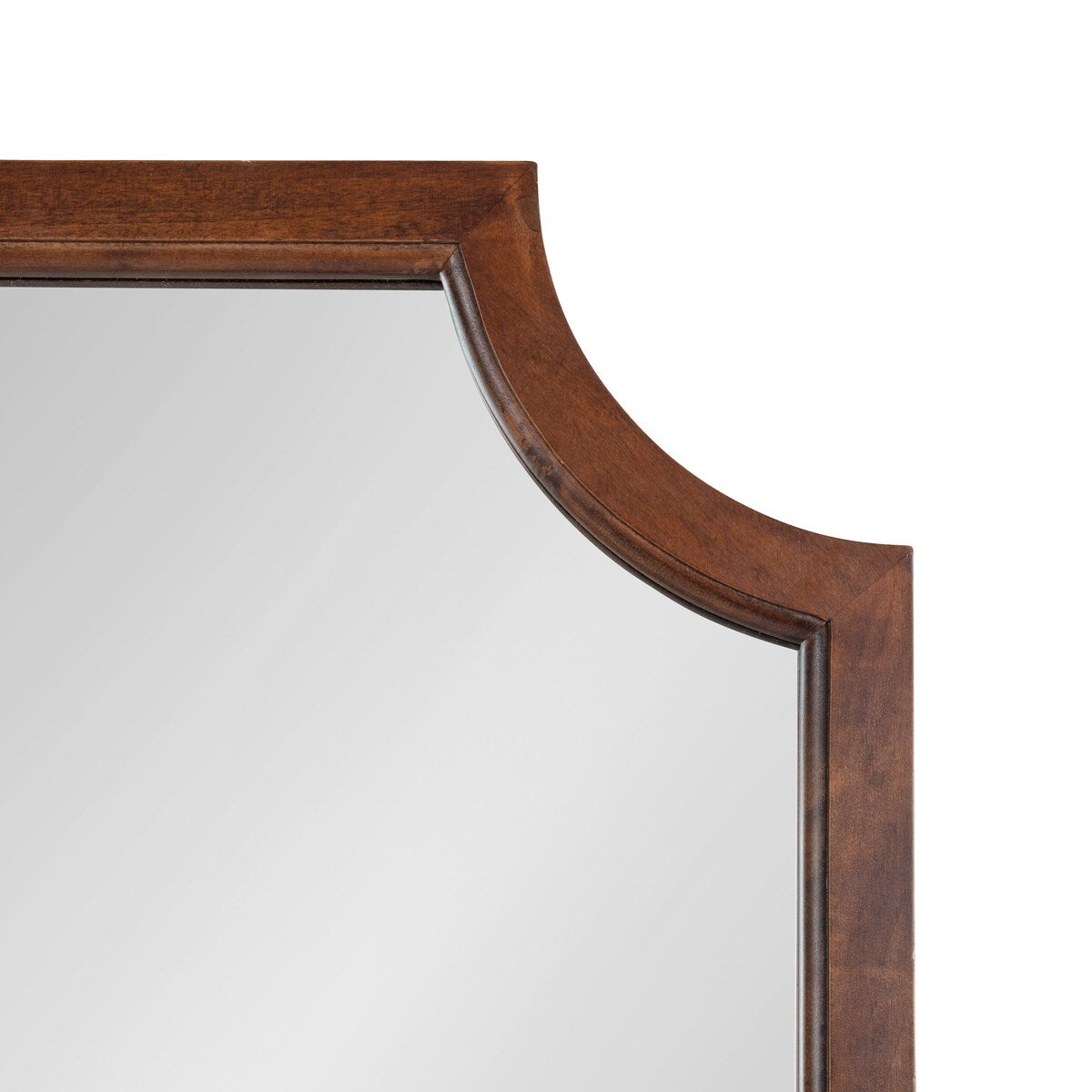 Specchio con cornice in legno smerlato di Kate e Laurel Hogan