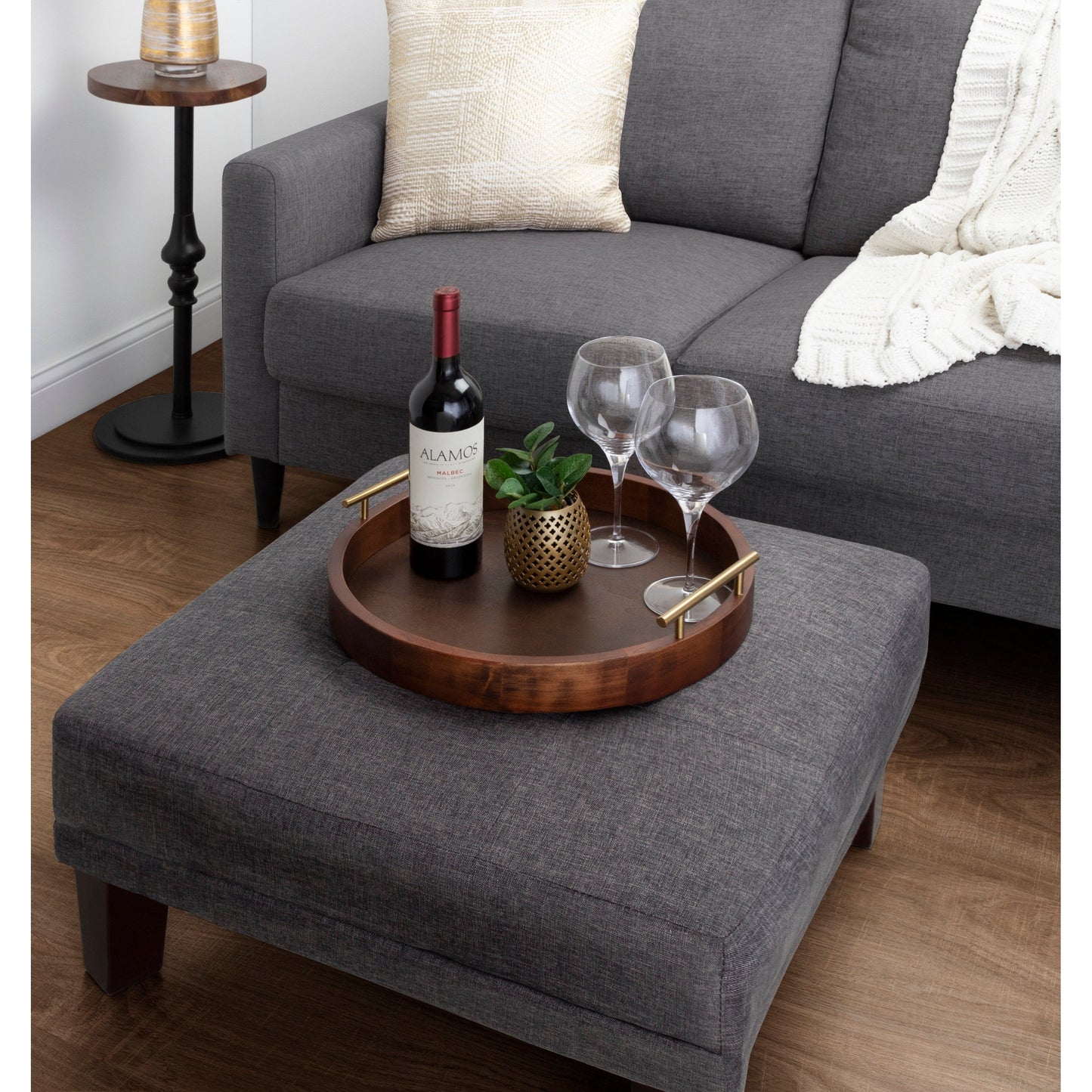 Vassoio decorativo rotondo Lipton di Kate e Laurel con manici in metallo