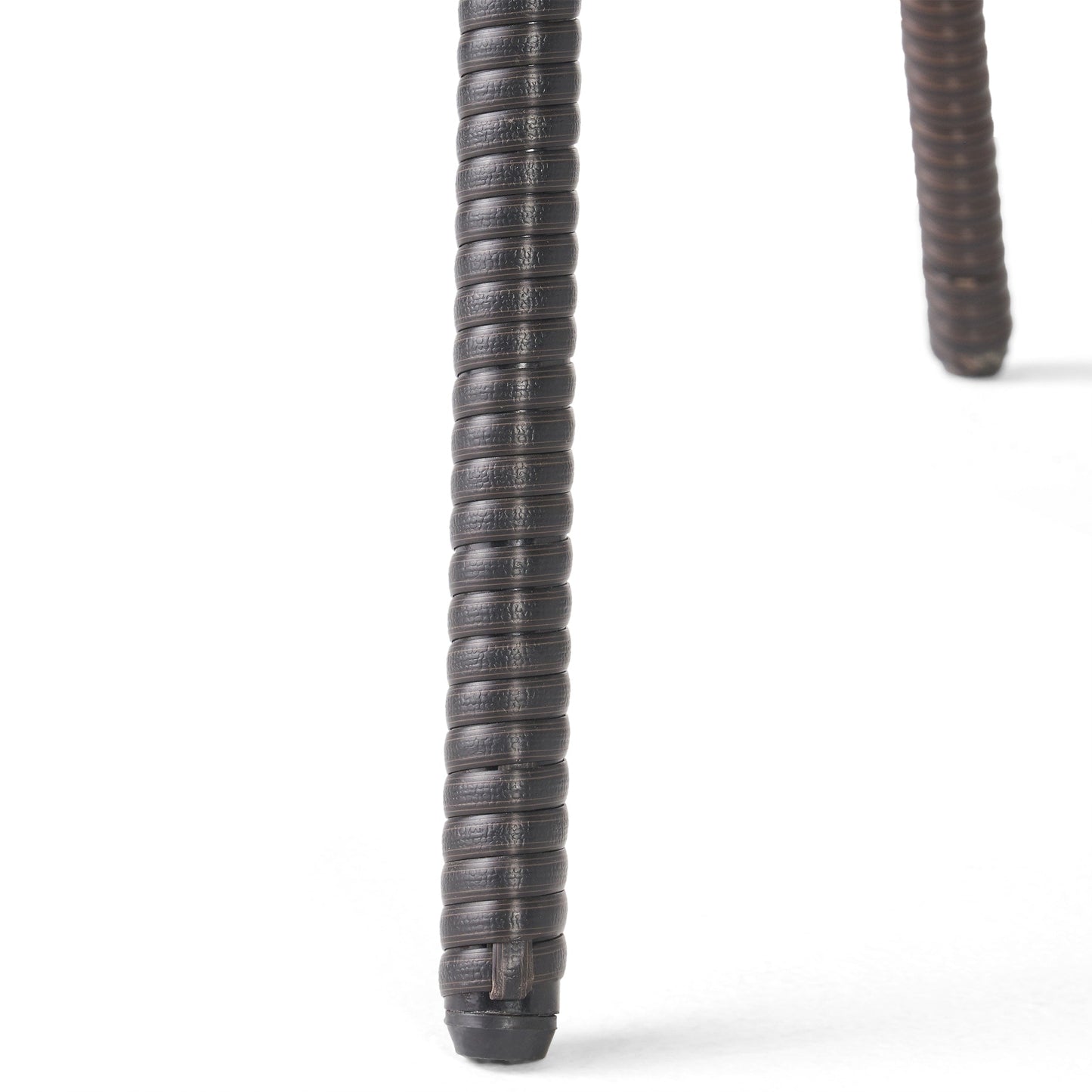 Set da pranzo in vimini da 5 pezzi Kendricks Outdoor con cuscini di Christopher Knight Home