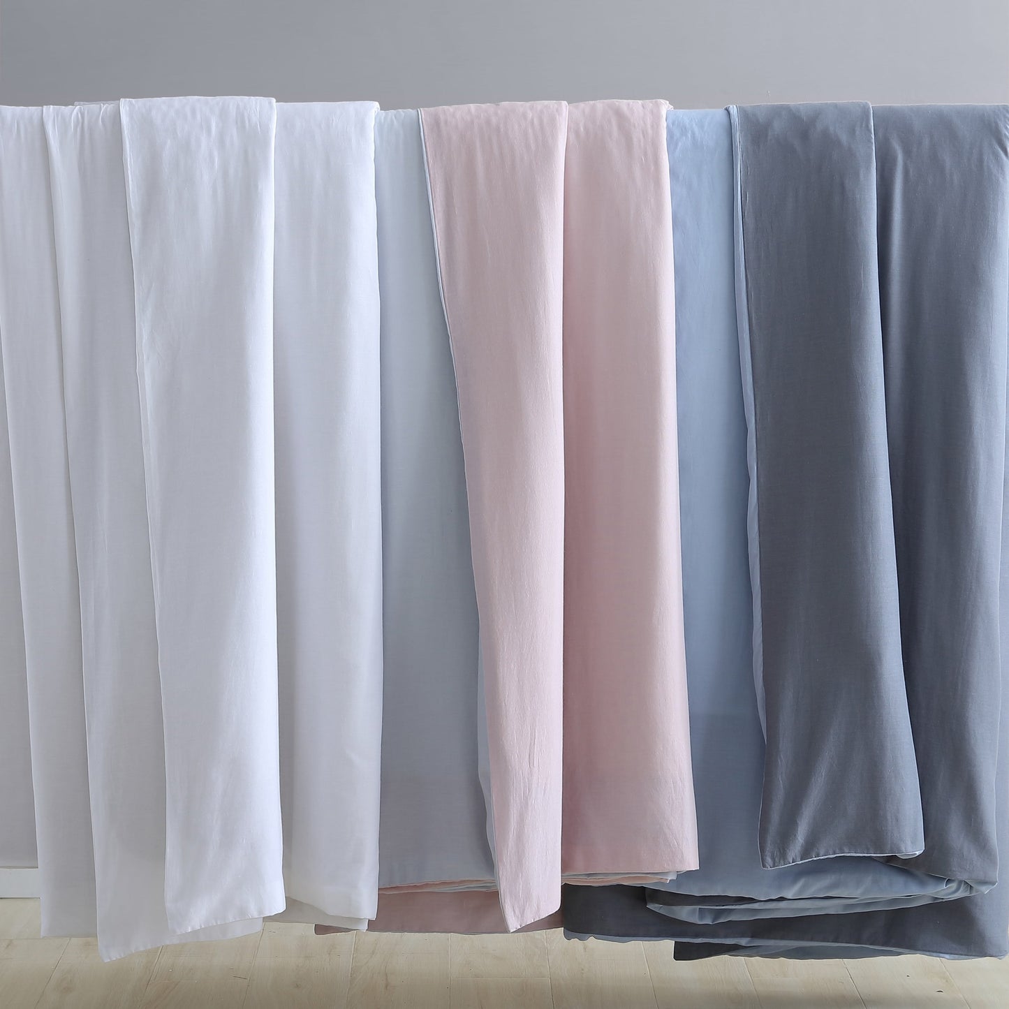 Set copripiumino reversibile Miro Solid di Kenneth Cole New York