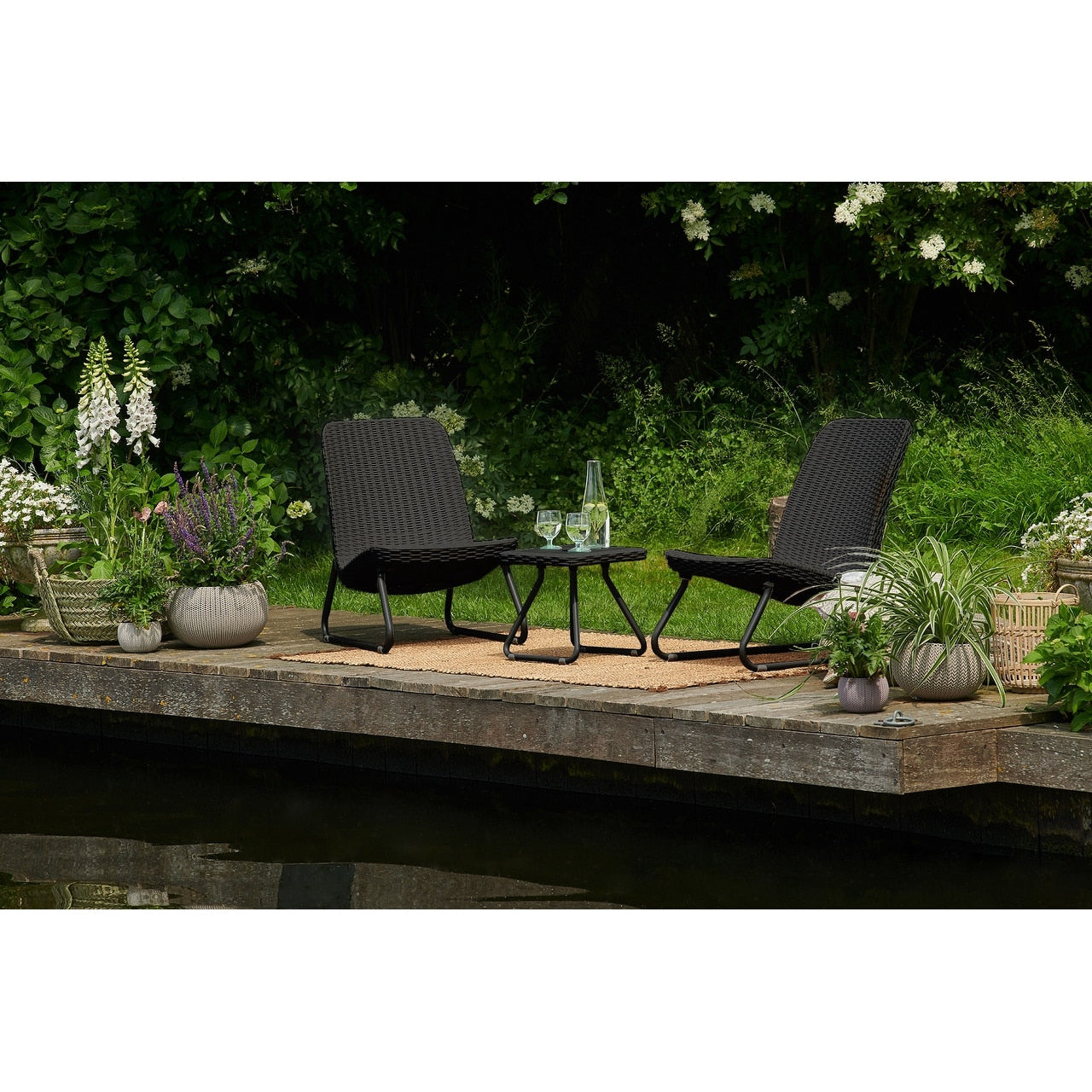 Set di 3 sedie e tavolo da conversazione per esterni Keter Rio, resistenti alle intemperie
