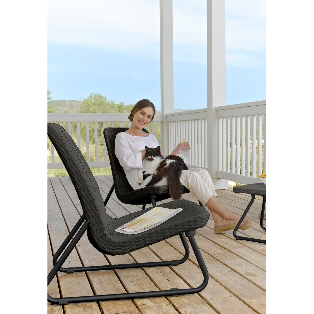 Set di 3 sedie e tavolo da conversazione per esterni Keter Rio, resistenti alle intemperie