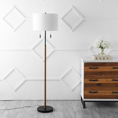 Lampada da terra a LED con candeliere in ferro rustico Koda 61, finitura in legno marrone/nero di JONATHAN Y