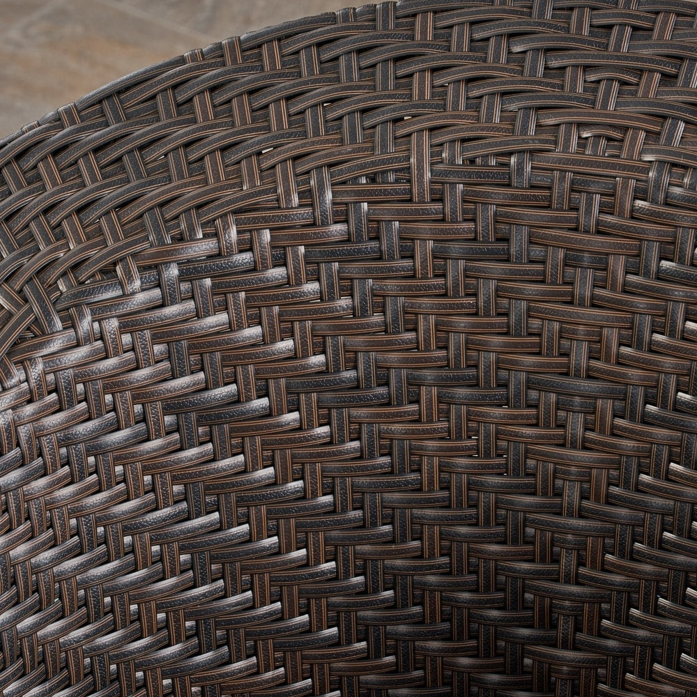 Sedia girevole in vimini da esterno Larchmont (set da 2) di Christopher Knight Home