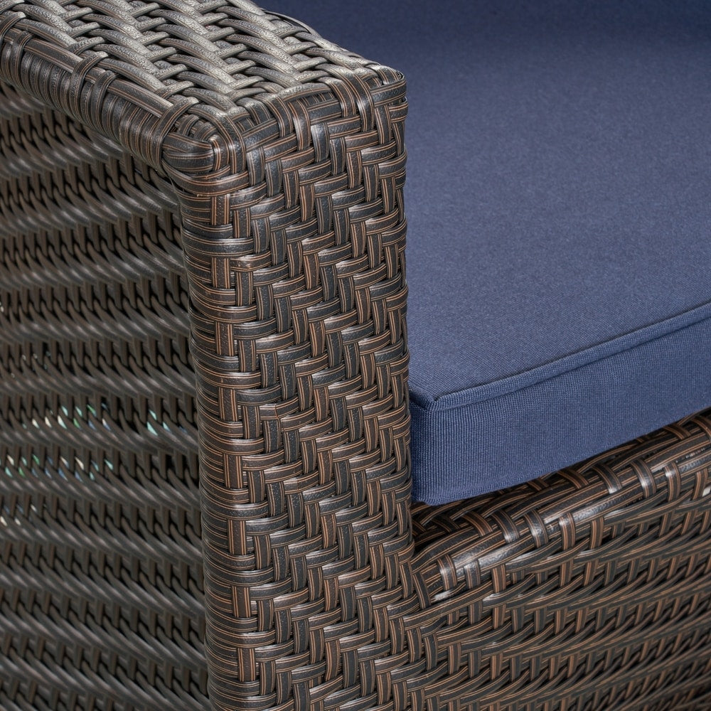 Sedia girevole in vimini da esterno Larchmont (set da 2) di Christopher Knight Home