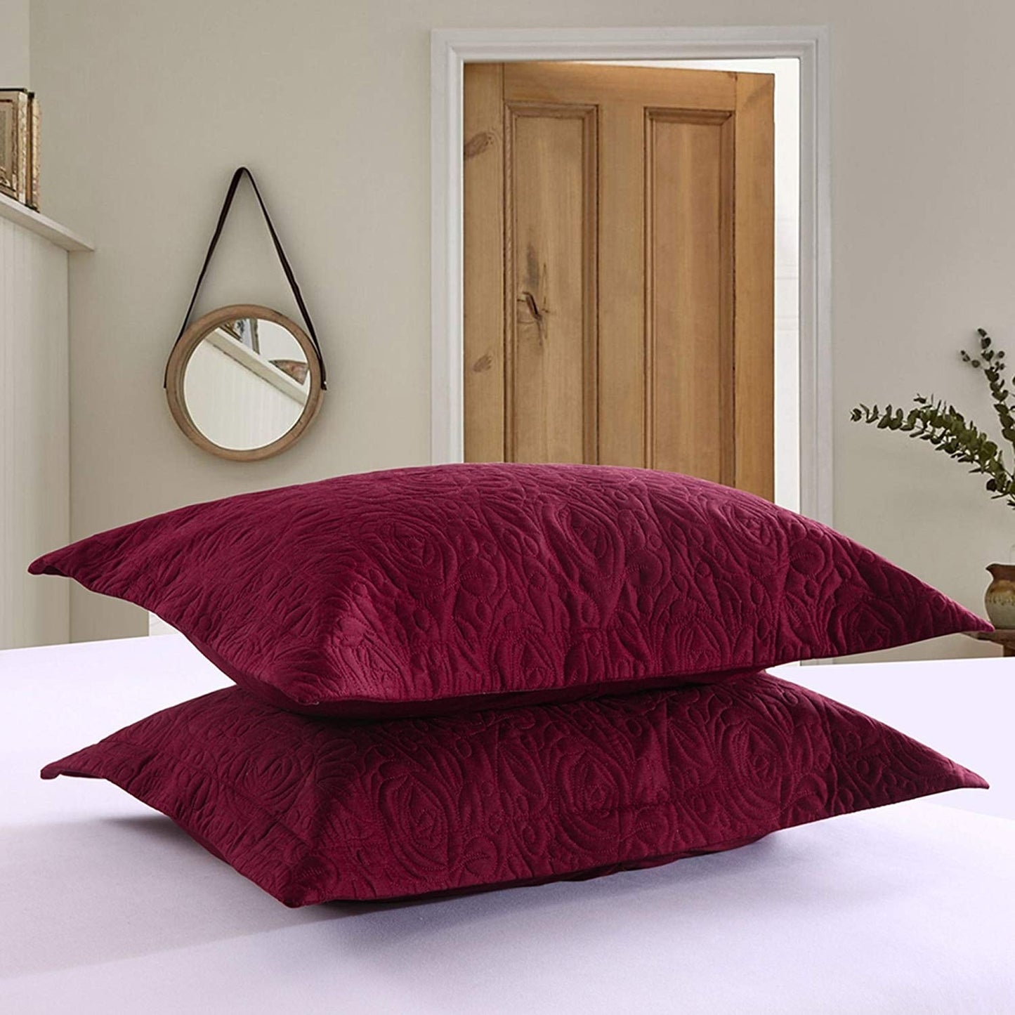 Federa per cuscino ricamata Porch &amp; Den Manor (set da 2)