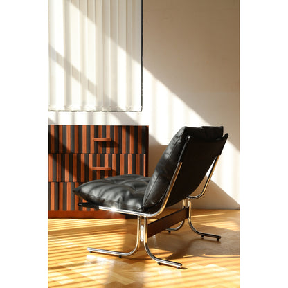 Poltrona in pelle, sedia moderna con schienale alto, sedie da soggiorno con gambe in metallo e imbottitura morbida, poltrone