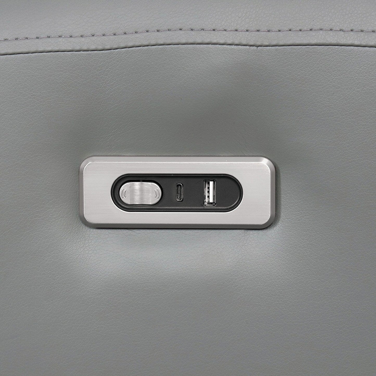 Divano elettrico rivestito in similpelle con porte di ricarica USB