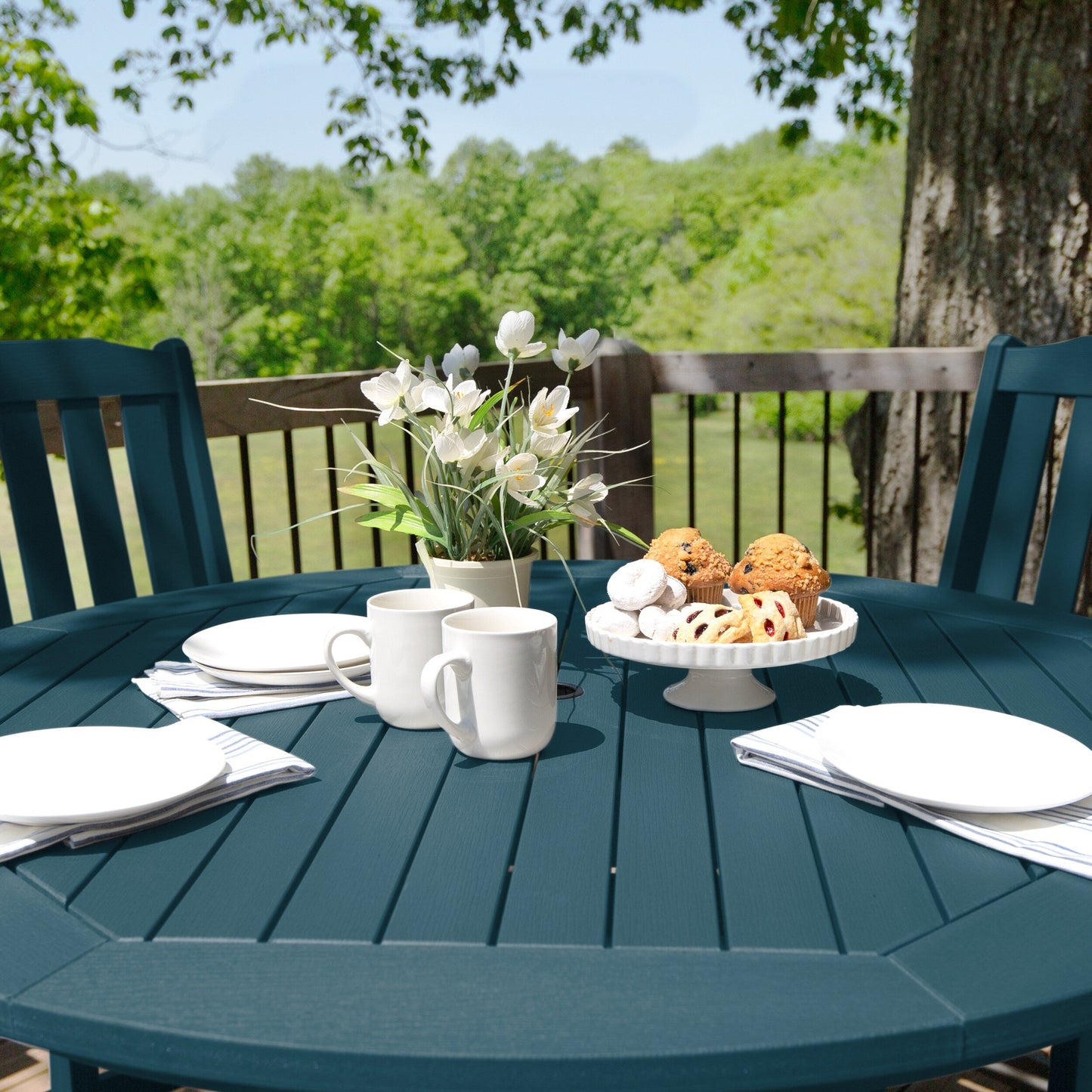 Set da pranzo per esterni Lehigh da 5 pezzi - Tavolo rotondo da 48, altezza bancone
