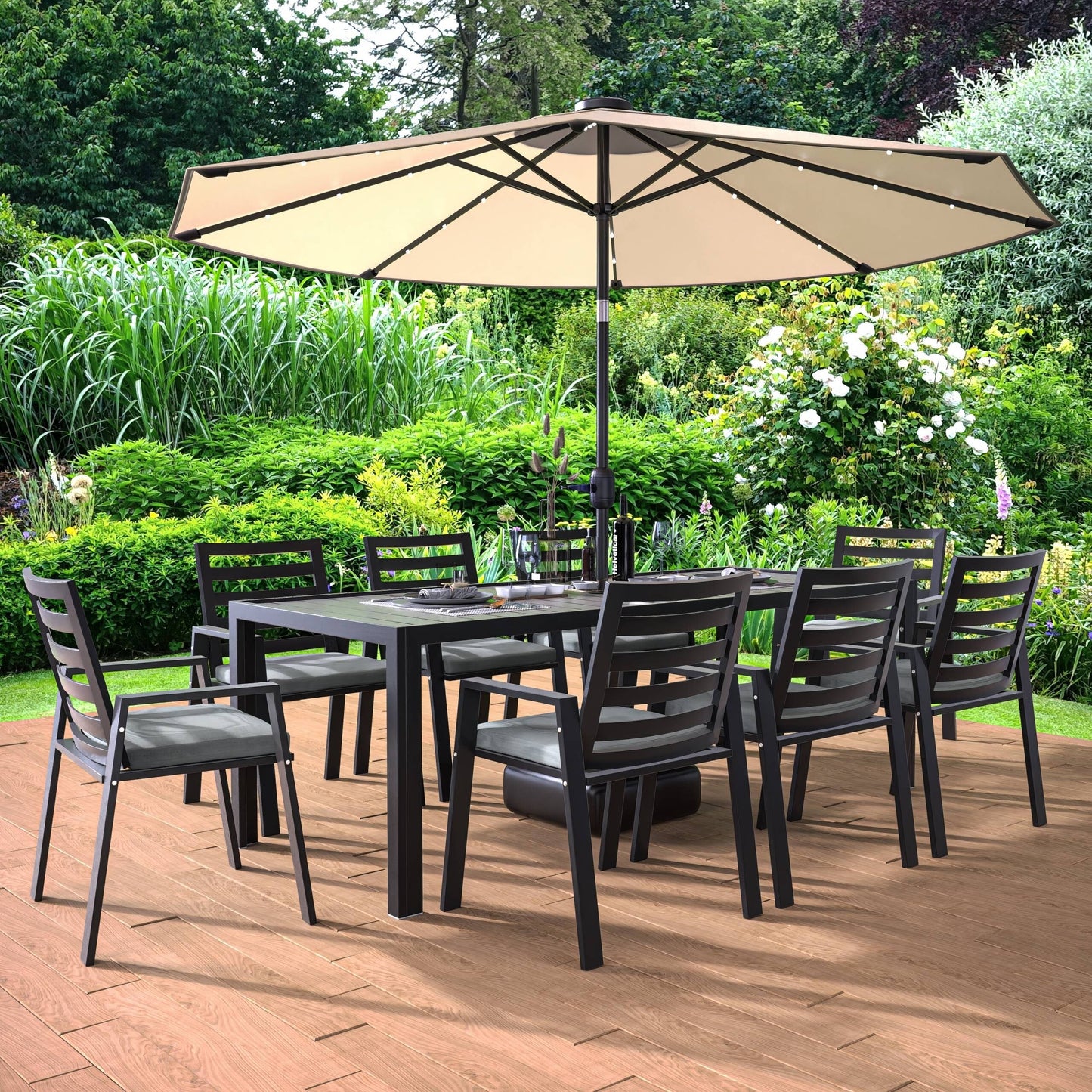 Set da pranzo da esterno da 9 pezzi in alluminio nero serie Chelsea di LeisureMod