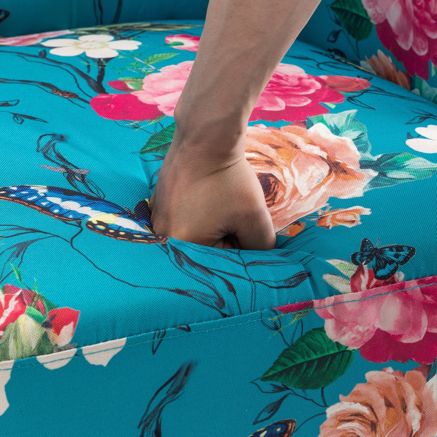 Poltrona reclinabile manuale imbottita in lino con gambe in legno