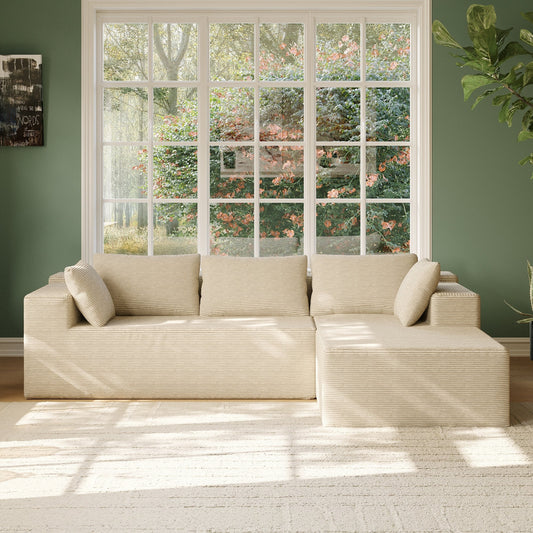 Divano componibile color crema lussuoso e confortevole