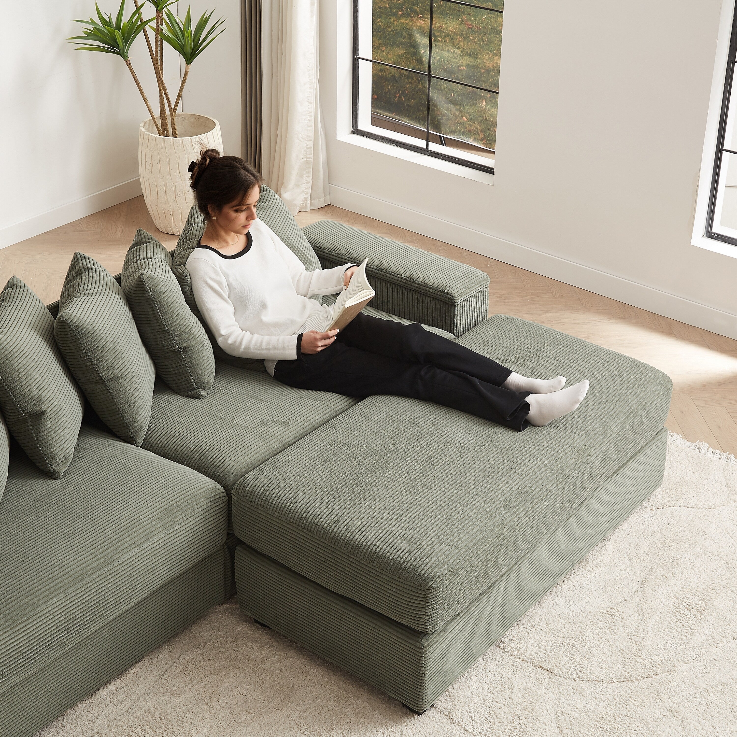 Selected Variant Image