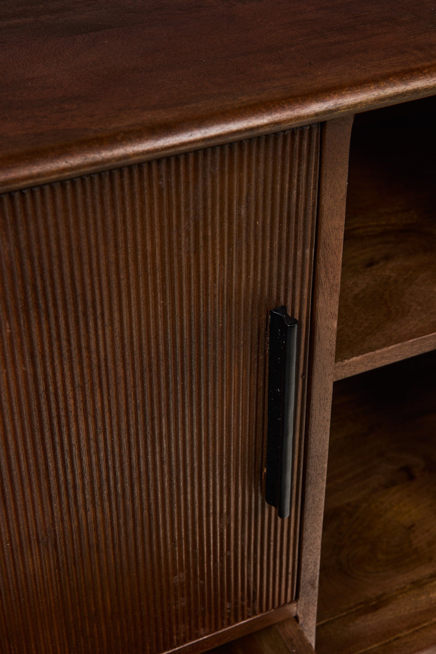 Siviglia - Credenza Bassa 3 Sportelli 4 Cassetti