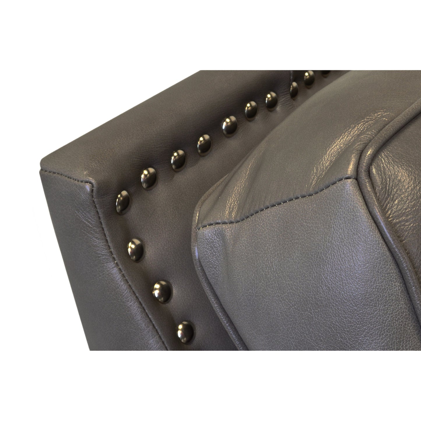 Divano letto Vernon imbottito in pelle pieno fiore con finiture a borchie