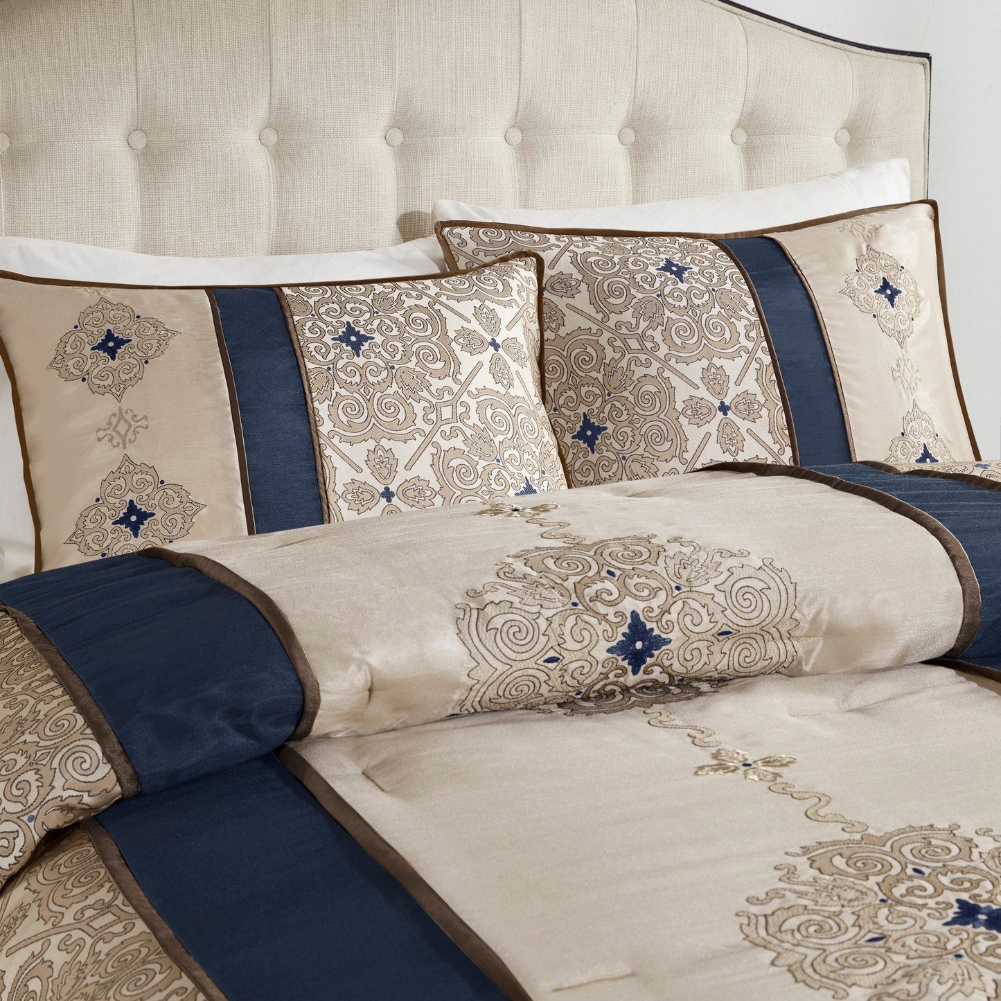 Set copripiumino jacquard da 7 pezzi Madison Park Blaine con cuscini decorativi