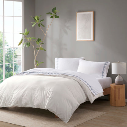 Set di lenzuola in microfibra ricamata Madison Park da 4 pezzi