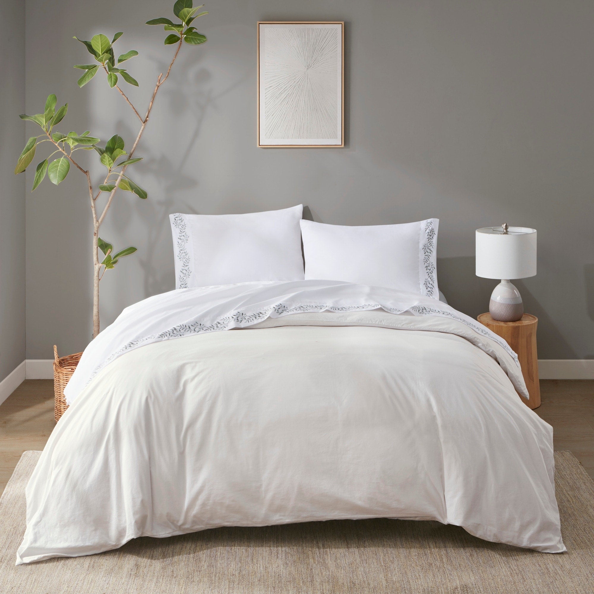 Selected Variant Image